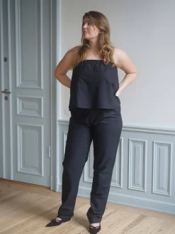 Djerf Avenue Breezy Tube Top Black