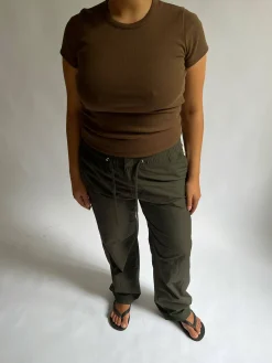 Djerf Avenue Daily T-Shirt Ribbed Cocoa Sale