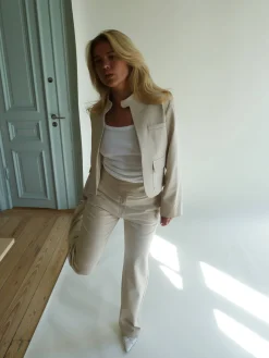Djerf Avenue Day-to-day Pants Cream - Tall New