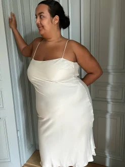 Djerf Avenue Dream Dress Midi Cloud Hot