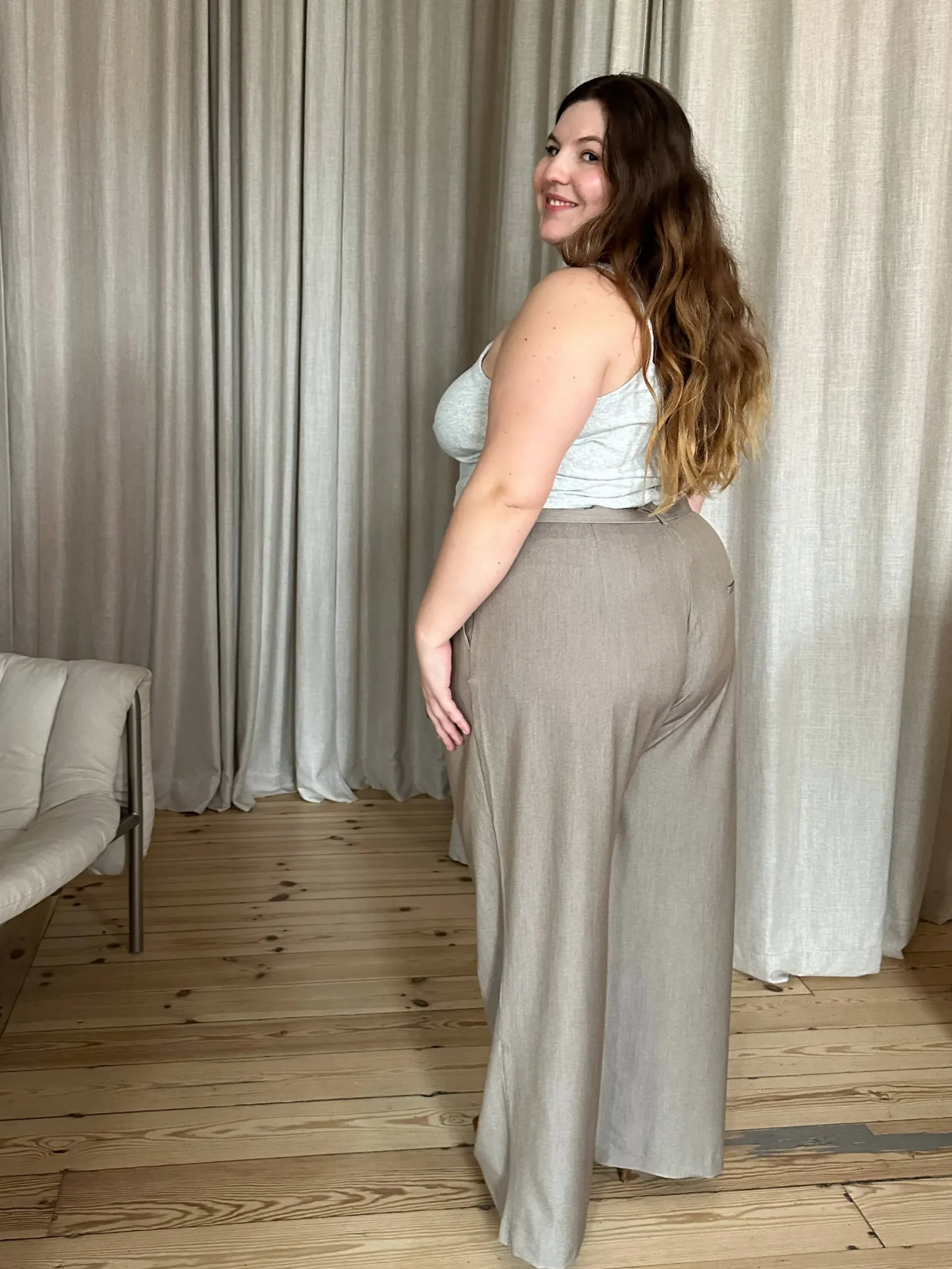 Djerf Avenue Favorite Pants Oat Sale