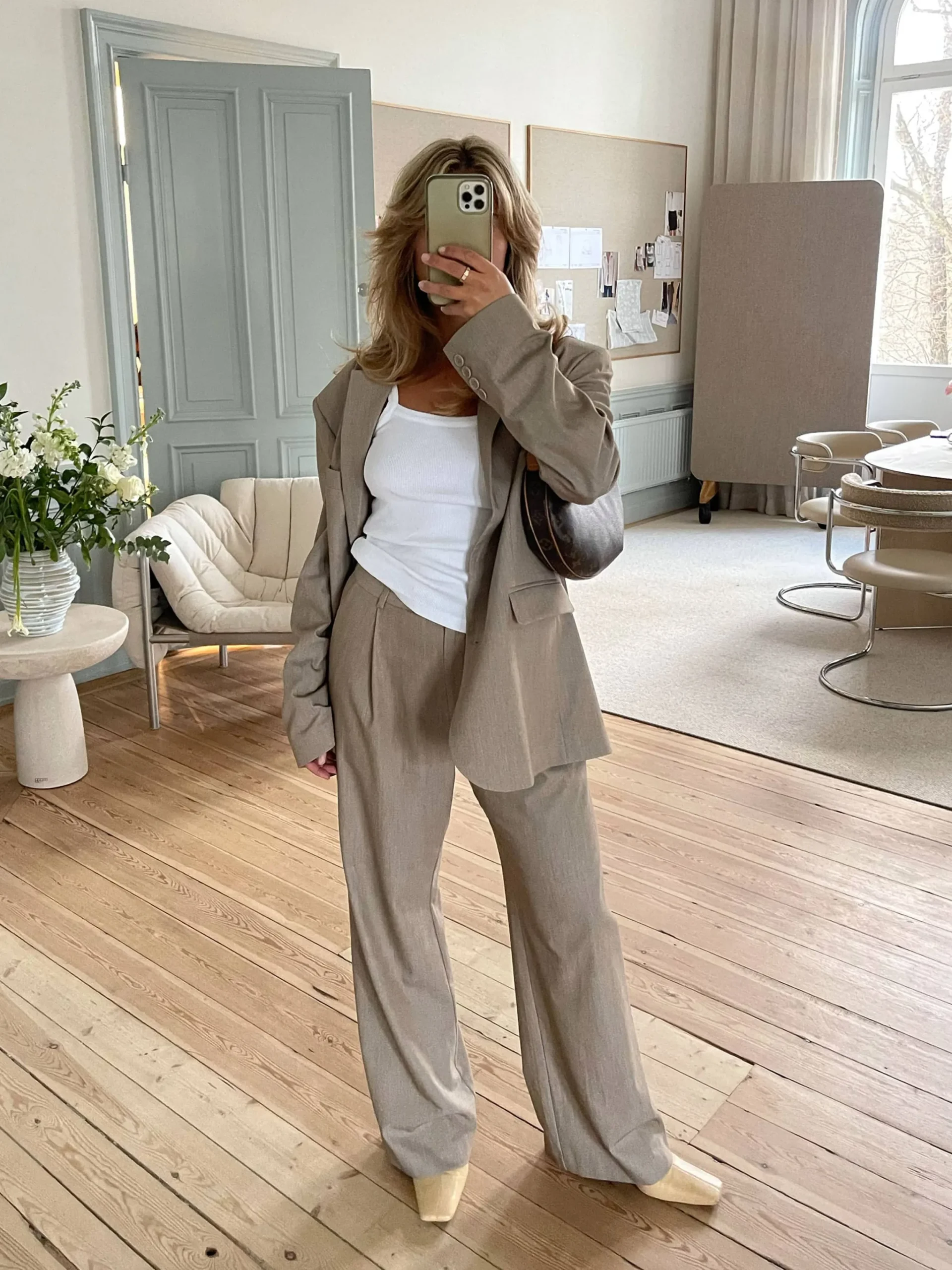Djerf Avenue Favorite Pants Oat - Tall