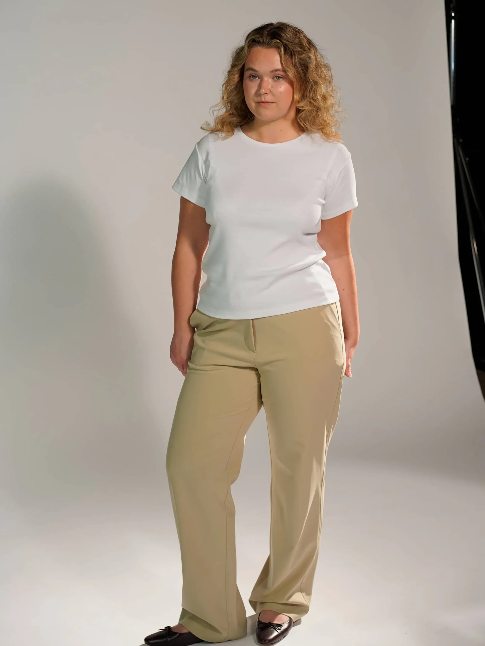 Djerf Avenue First Choice Pants Greige Sale