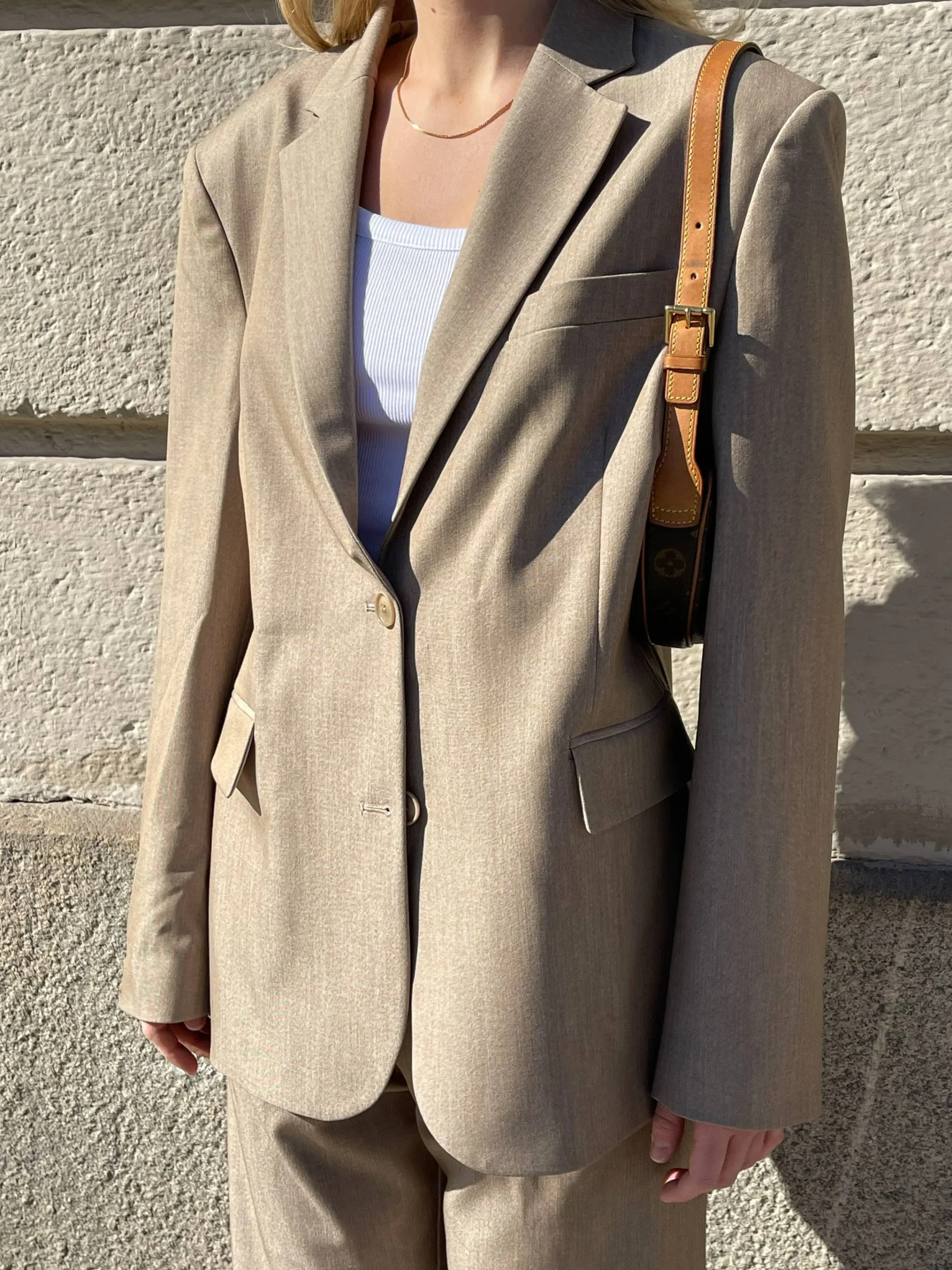 Djerf Avenue Forever Blazer Oat Online