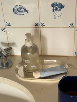 Djerf Avenue Go Close Hand Wash Best