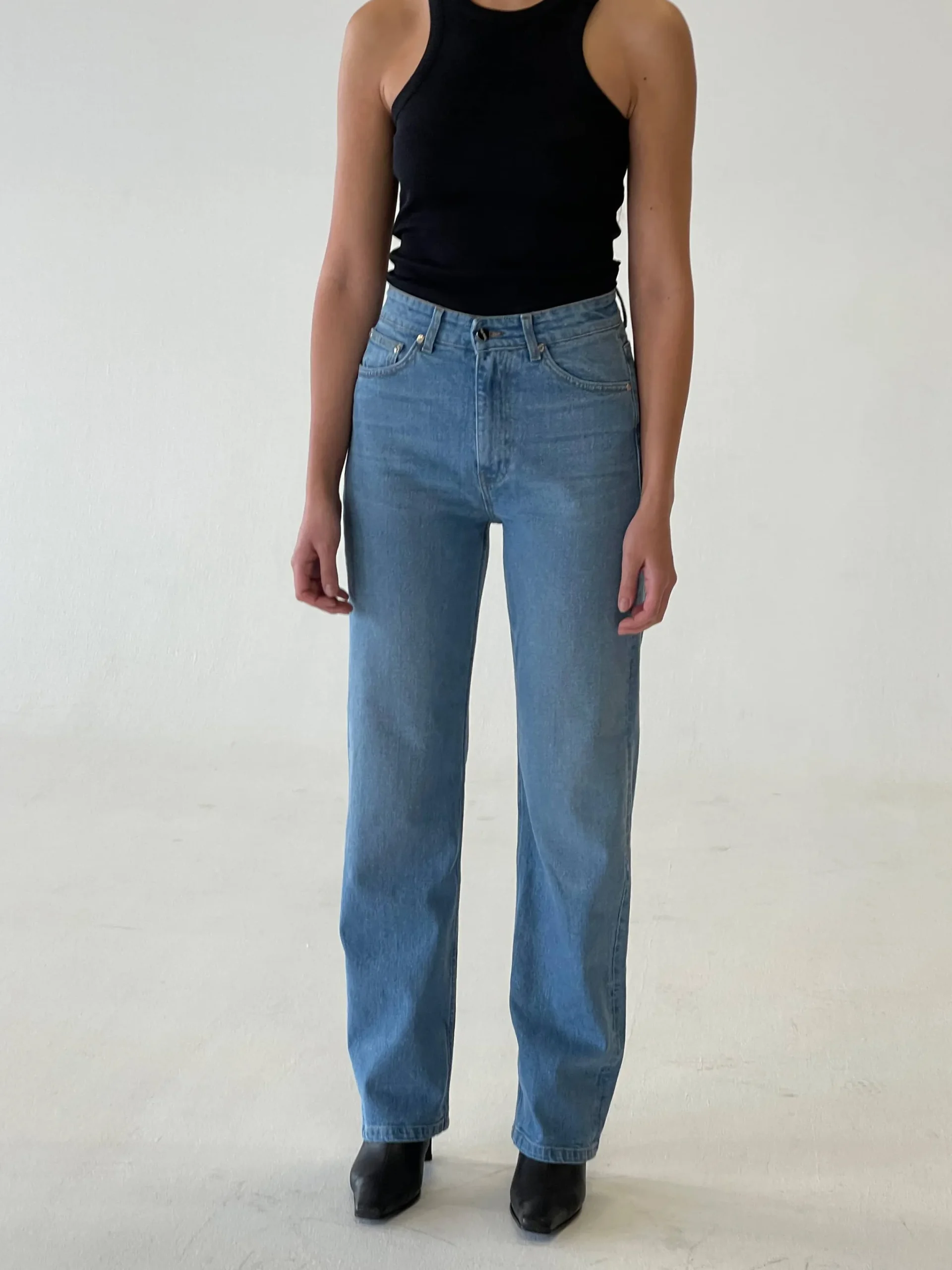 Djerf Avenue Straight Jeans Mid Blue Outlet