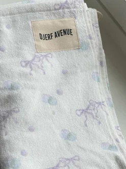 Djerf Avenue Towel Bubble Bliss Outlet